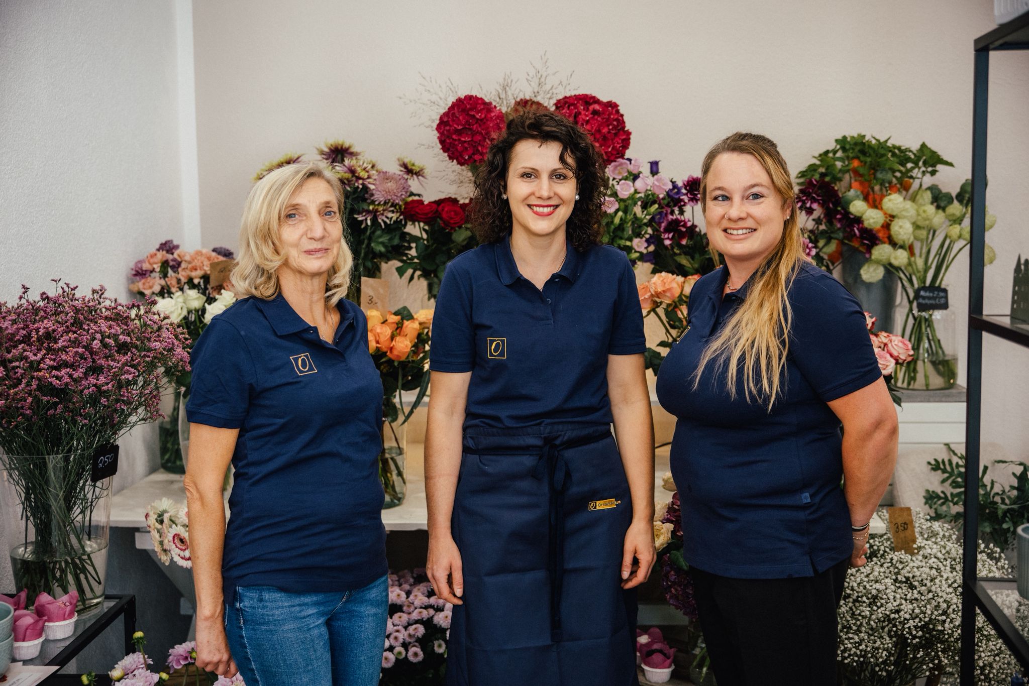 Blumenteam Ornamentum-Deko 3 floristen im blumenladen teamvorstellung